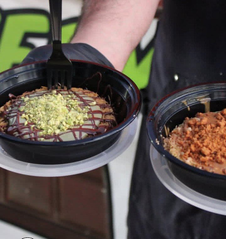 Korner Knafeh Brings Los Angeles the City’s Most Celebrated Knafeh