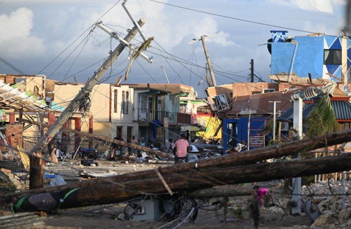 LA unites to aid Jamaica after Hurricane Melissa